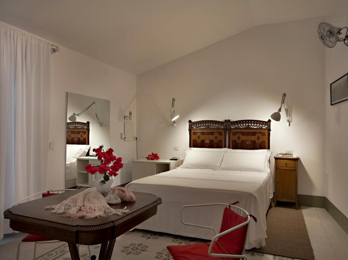 La Moresca Hotel Marina di Ragusa Extérieur photo